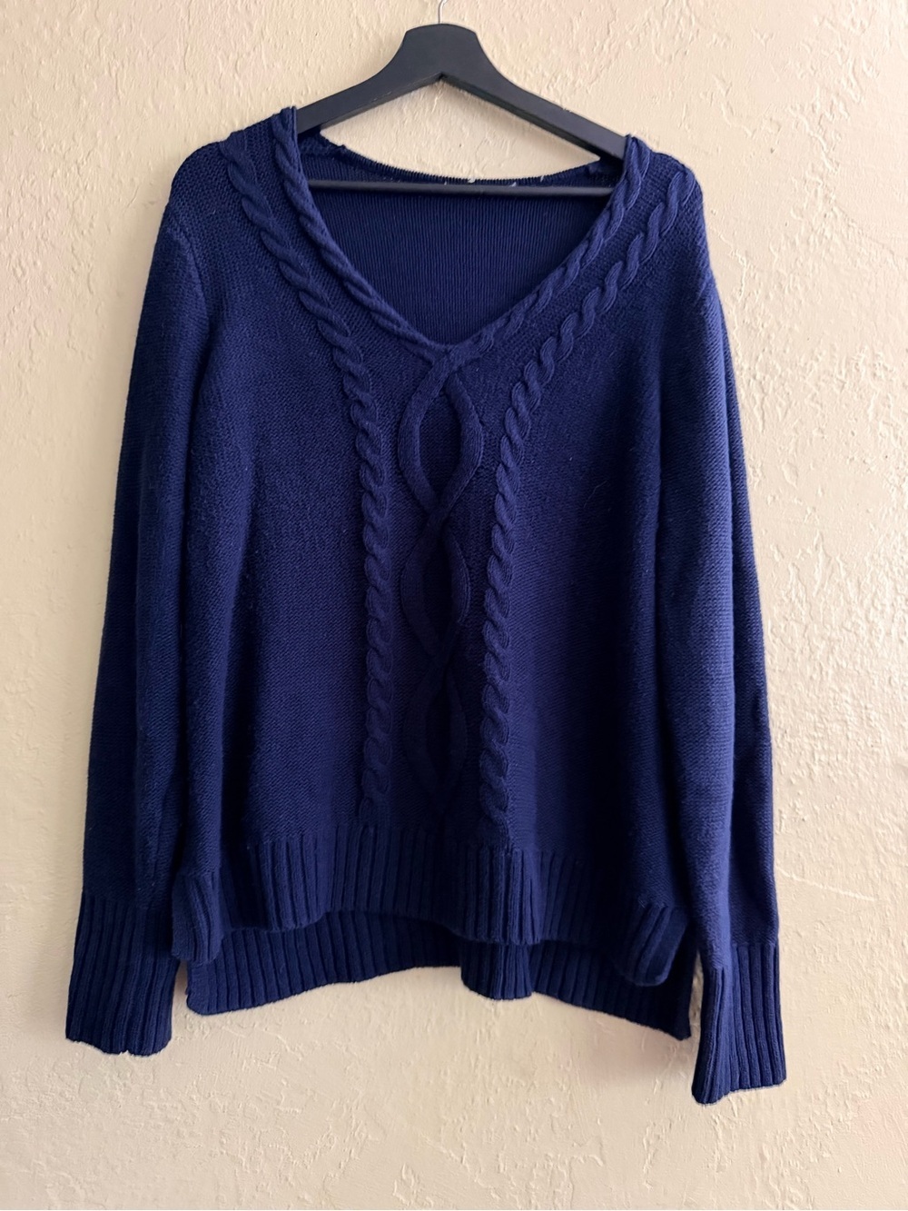 Source Unknown Navy Cable-Knit V-Neck Sweater